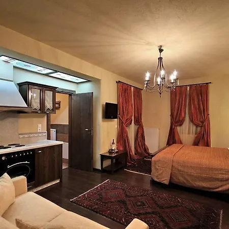 Гостевой дом Aiora 4*